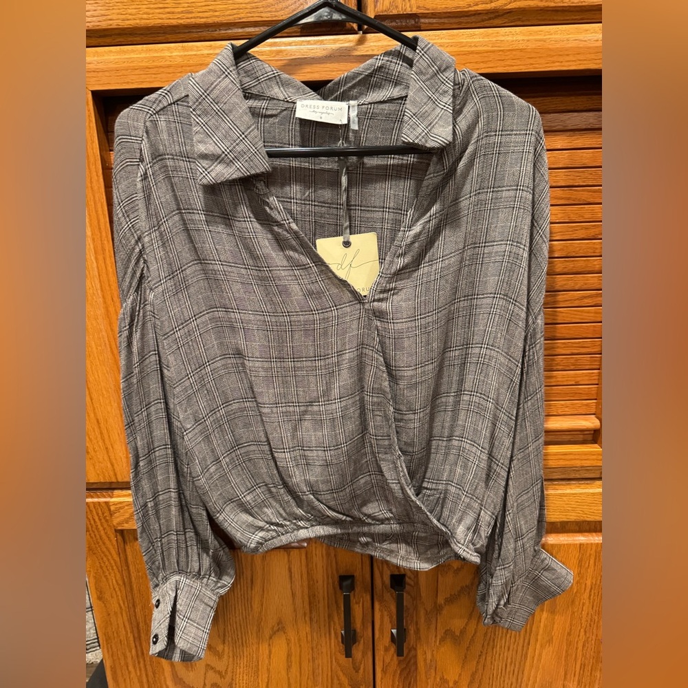 NWT Dress Forum Charcoal Plaid Blouse